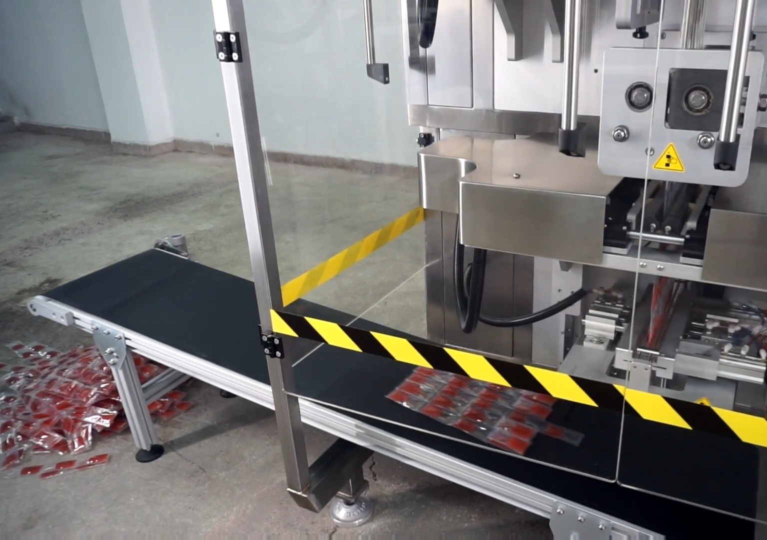 Outfeed Conveyor